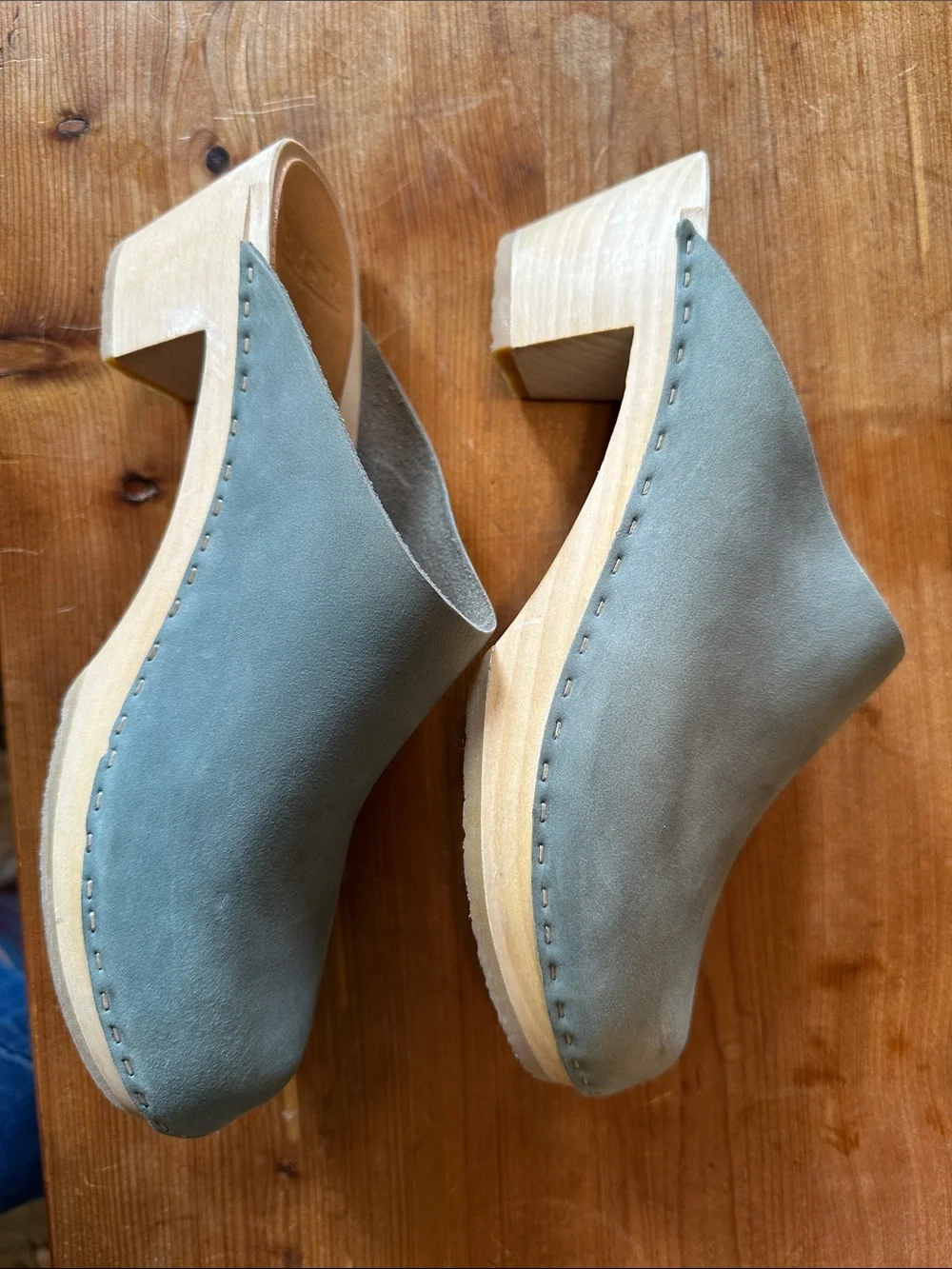 BRYR Jade Green mid heel Worker Clogs - Picture 3 of 7